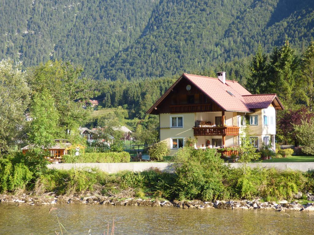 Haus Bergblick Apartamento Obertraun Exterior foto
